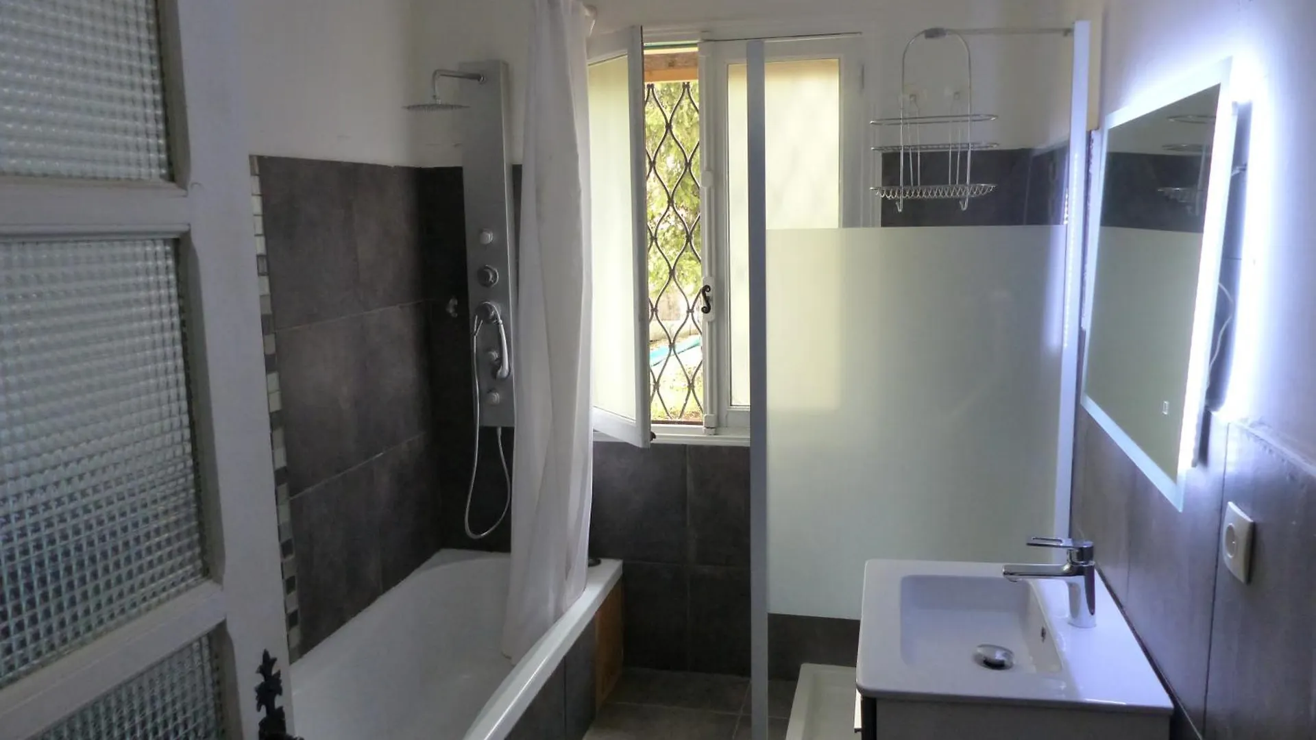 Appart'Hotel Des 3 Vallees Le Pied A Terre Seranon 0*,